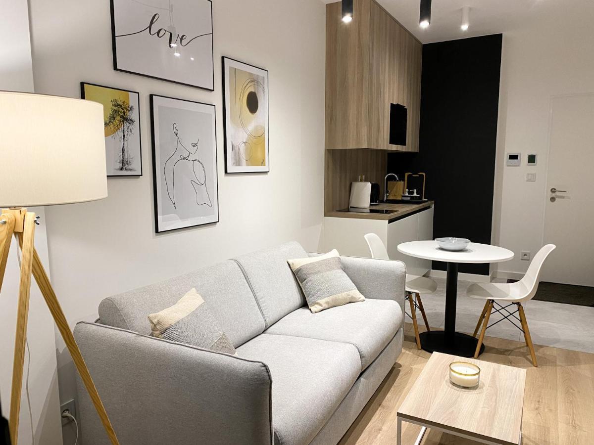 O! Shellter Apartment Luxury By Oskar Роґово Екстер'єр фото