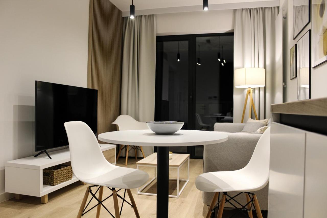 O! Shellter Apartment Luxury By Oskar Роґово Екстер'єр фото