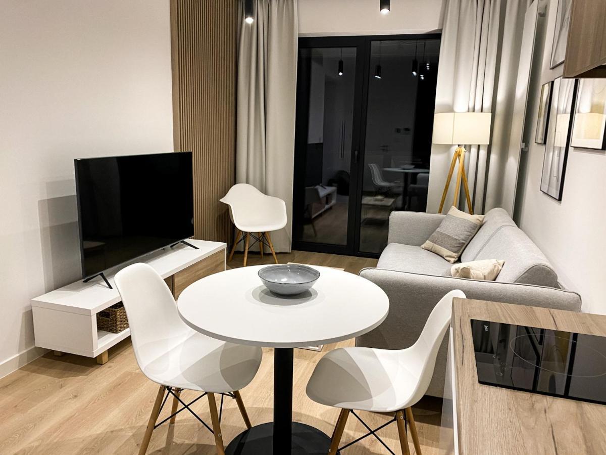 O! Shellter Apartment Luxury By Oskar Роґово Екстер'єр фото