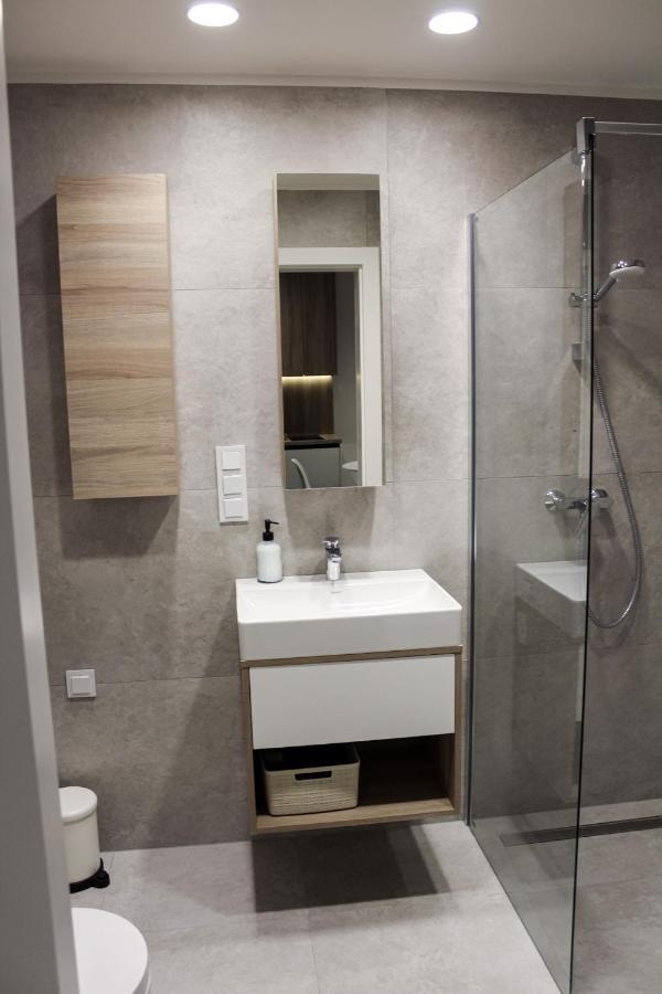 O! Shellter Apartment Luxury By Oskar Роґово Екстер'єр фото